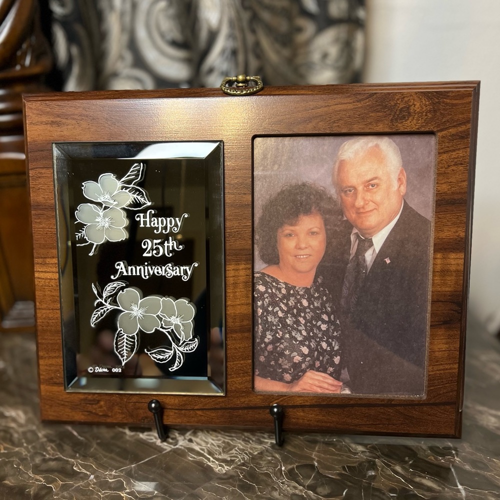 Dacra Glass Company Vintage Wood & Glass 25th Wedding Anniversary 5x7 Frame